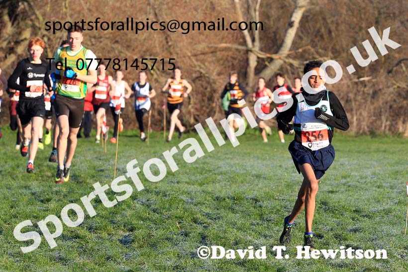 Boys under-15s, 2022 North Eastern Cross Country Champs., Temple Park, South Shields.  Photo: David T. Hewitson/Sports for All Pics